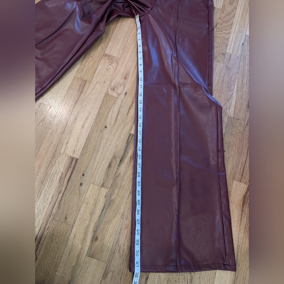 SOHO Apparel Burgundy Faux Leather Pants Women’s Medium - NWT - Picture 10 of 16